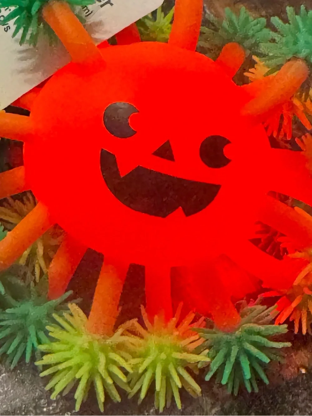 Spiky Halloween Jack-O'-Lantern Puffer Toy That Lughts Up